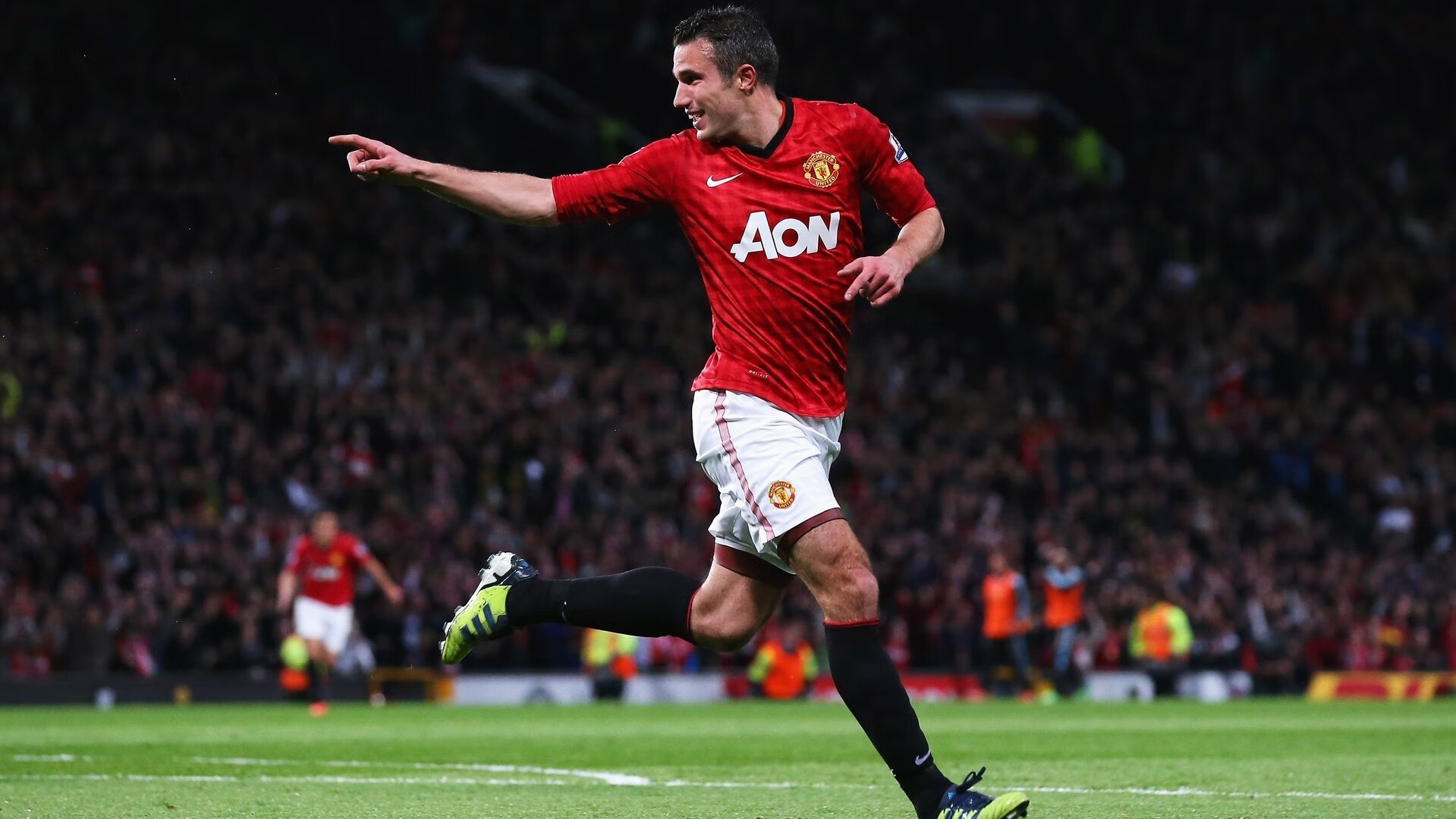 《国际合作新动向：多国战队联动竞技》，国际队伍